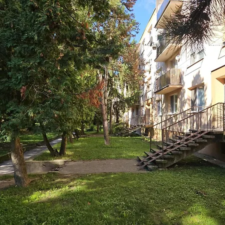 Park - Air-conditioned Apartmán Samorin